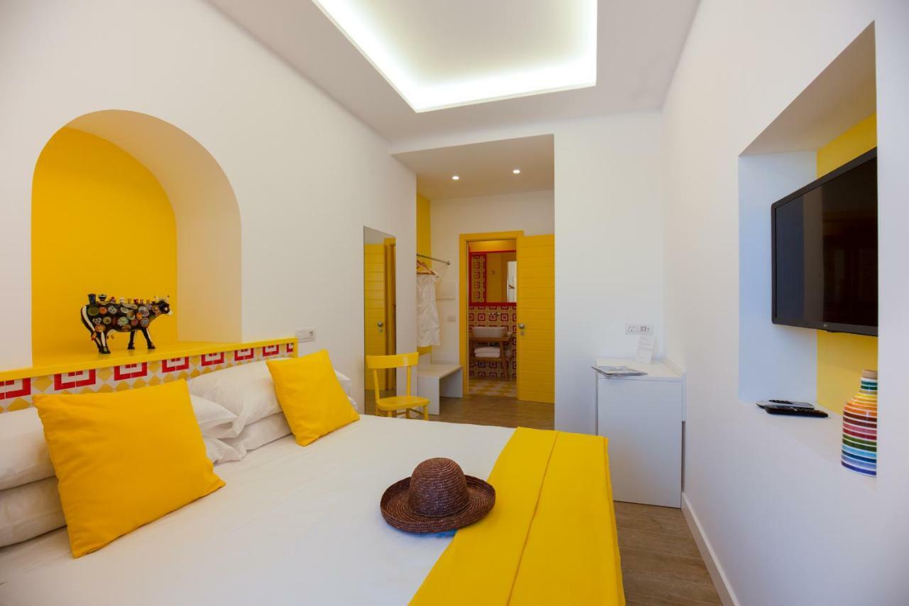 Pensión Xenia House *